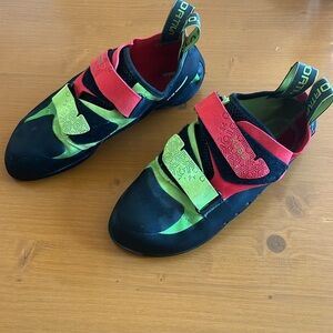 La Sportiva Kubo Men's Climbing Shoes (Size 44 / US10)